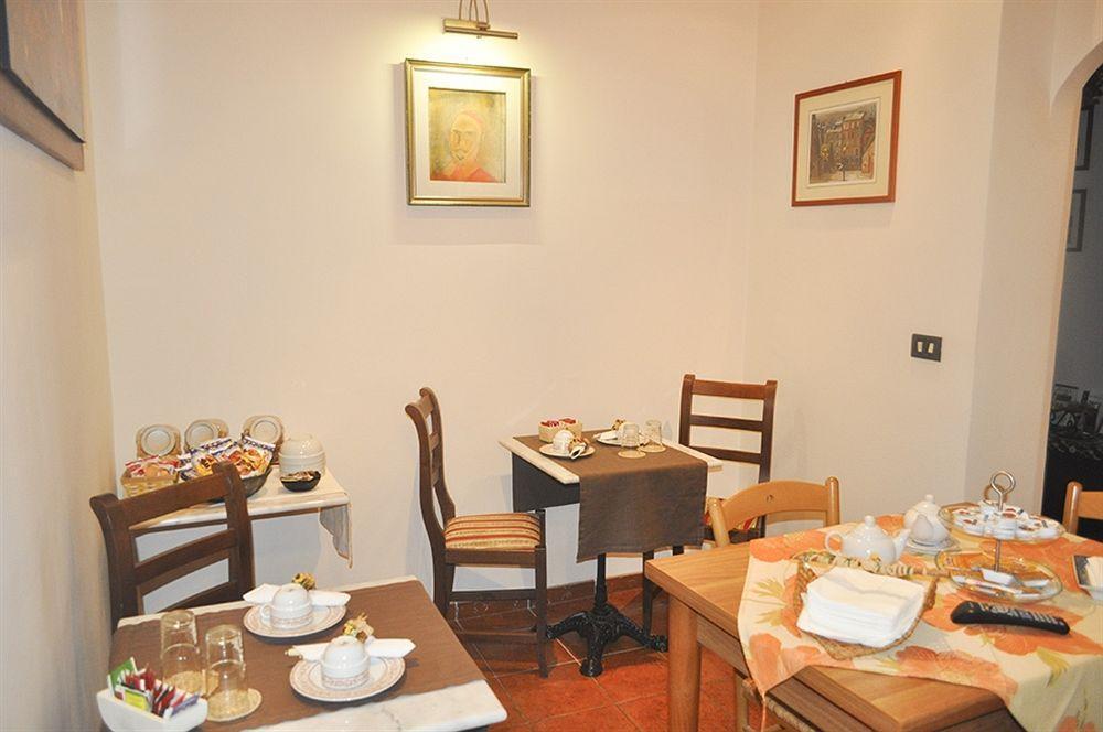 Domus Cornelia Acomodação com café da manhã Roma Exterior foto