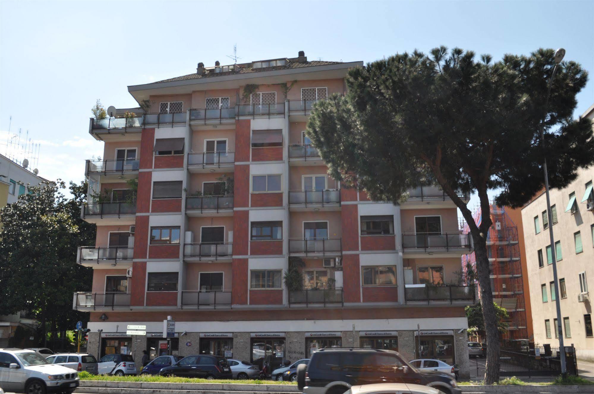 Domus Cornelia Acomodação com café da manhã Roma Exterior foto